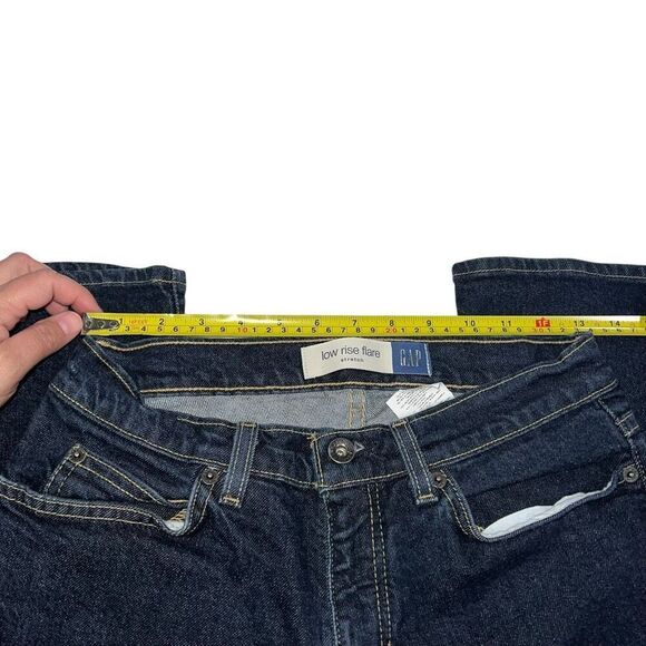GAP Low Rise Flare Dark Wash Jeans - Size 6‎ - Picture 5 of 8